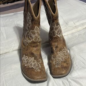 Ariat Tan Floral Embroidered Ankle Boots